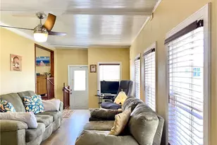 16 Garnet Dr, Naples, FL 34114 - Photo 10