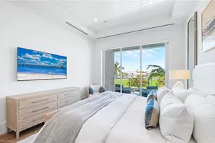 201 8th St S, Naples, FL 34102 - Photo 22