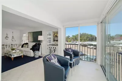 53 High Point Cir W #212, Naples, FL 34103 - Photo 2