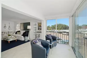 53 High Point Cir W, Naples, FL 34103 - Photo 2