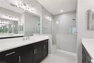 2139 Marquesa Cir, Naples, FL 34112 - Photo 16