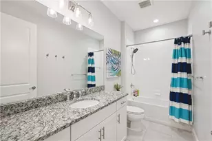 2139 Marquesa Cir, Naples, FL 34112 - Photo 18