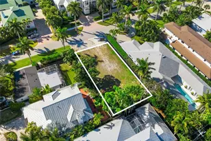 395 7th Ave S, Naples, FL 34102 - Photo 6