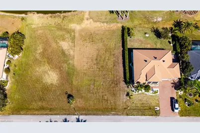 18516 Royal Hammock Blvd, Naples, FL 34114 - Photo 8