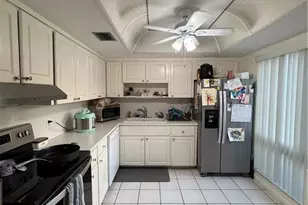 209 Palm Dr, Naples, FL 34112 - Photo 4