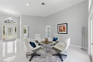 1520 Oakes Blvd, Naples, FL 34119 - Photo 12