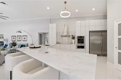 1520 Oakes Blvd, Naples, FL 34119 - Photo 10