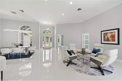 1520 Oakes Blvd, Naples, FL 34119 - Photo 8