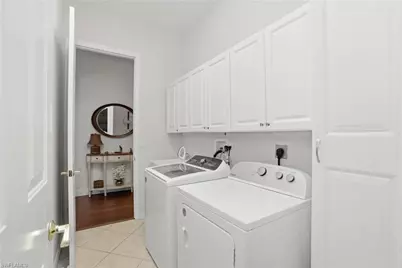 43 Glen Eagle Cir, Naples, FL 34104 - Photo 30