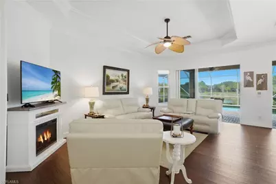 43 Glen Eagle Cir, Naples, FL 34104 - Photo 10