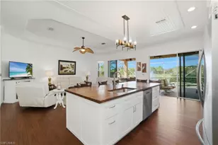 43 Glen Eagle Cir, Naples, FL 34104 - Photo 6