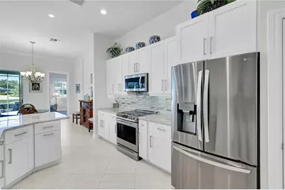 24792 Hollybrier Ln, Bonita Springs, FL 34134 - Photo 14