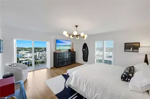 250 Park Shore Dr, Naples, FL 34103 - Photo 18