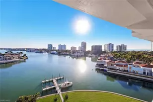 250 Park Shore Dr, Naples, FL 34103 - Photo 38