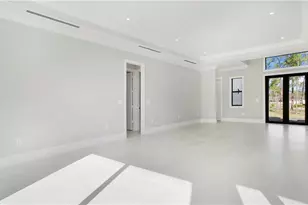 3518 2nd Ave SE, Naples, FL 34117 - Photo 6
