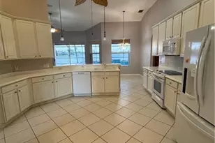 2210 Grove Dr, Naples, FL 34120 - Photo 6