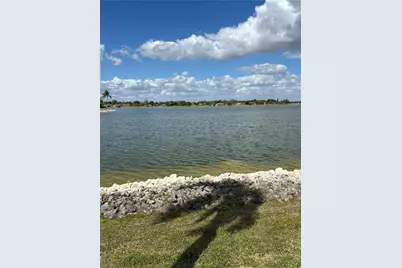 2210 Grove Dr, Naples, FL 34120 - Photo 42