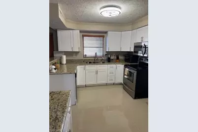 3118 SE 18th Ave, Cape Coral, FL 33904 - Photo 2