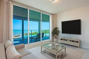 60 Seagate Dr, Naples, FL 34103 - Photo 4