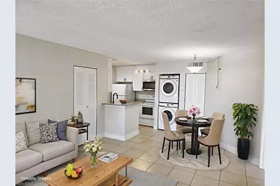 142 Santa Clara Dr #5, Naples, FL 34104 - Photo 2