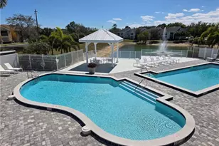 142 Santa Clara Dr, Naples, FL 34104 - Photo 10