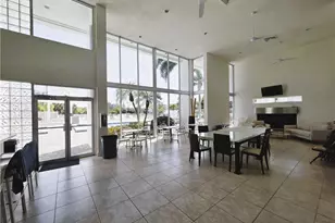 142 Santa Clara Dr, Naples, FL 34104 - Photo 14