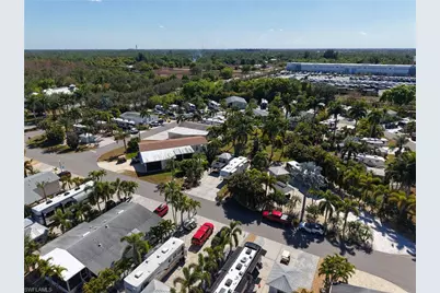 10030 Willowood Dr, Fort Myers, FL 33905 - Photo 18