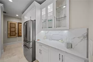 261 Colonade Cir, Naples, FL 34103 - Photo 12