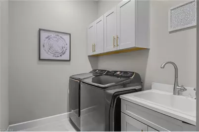 18500 Wildblue Blvd, Estero, FL 33928 - Photo 20