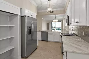 9719 Acqua Ct, Naples, FL 34113 - Photo 6