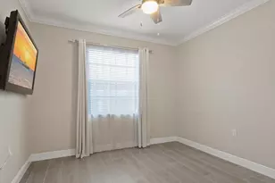 9719 Acqua Ct, Naples, FL 34113 - Photo 16