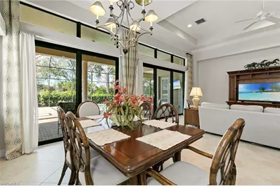 7347 Lantana Cir, Naples, FL 34119 - Photo 10