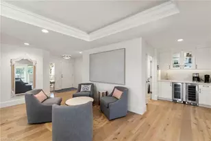 831 Rue Deville, Naples, FL 34108 - Photo 2