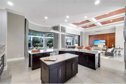 3828 Isla Del Sol Way, Naples, FL 34114 - Photo 10