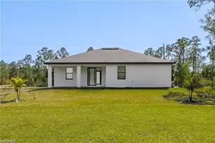 714 Anaconda Ave S, Lehigh Acres, FL 33974 - Photo 4
