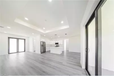 714 Anaconda Ave S, Lehigh Acres, FL 33974 - Photo 8