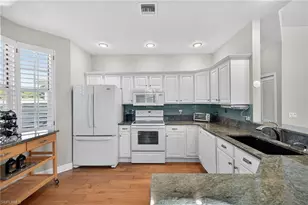 25200 Goldcrest Dr, Bonita Springs, FL 34134 - Photo 8