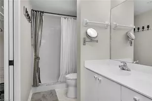 1001 Eastham Way, Naples, FL 34104 - Photo 16