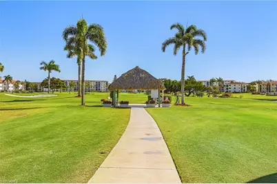 53 High Point Cir W #310, Naples, FL 34103 - Photo 24