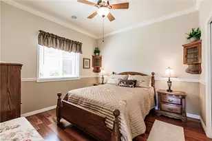 7859 Berkshire Pines Dr, Naples, FL 34104 - Photo 16