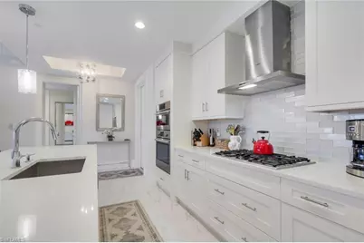 1135 3rd Ave S #403, Naples, FL 34102 - Photo 6