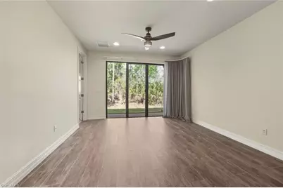 7923 Bristol Cir, Naples, FL 34120 - Photo 6