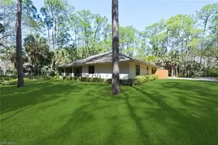 5356 Sycamore Dr, Naples, FL 34119 - Photo 20