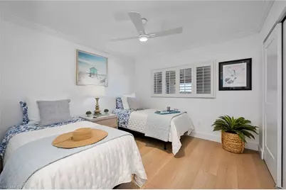 57 High Point Cir W #403, Naples, FL 34103 - Photo 10