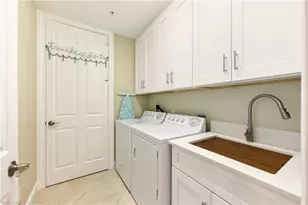 400 Flagship Dr, Naples, FL 34108 - Photo 38