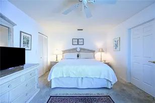 613 Beachwalk Cir, Naples, FL 34108 - Photo 16