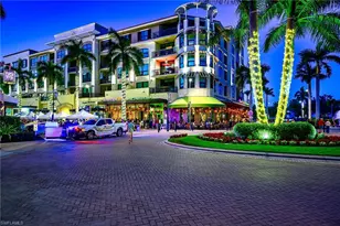 613 Beachwalk Cir, Naples, FL 34108 - Photo 38