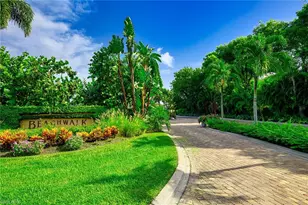 613 Beachwalk Cir, Naples, FL 34108 - Photo 36