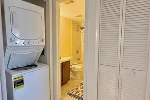 16380 Dublin Cir, Fort Myers, FL 33908 - Photo 14