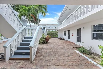 780 10th Ave E #5, Naples, FL 34102 - Photo 16